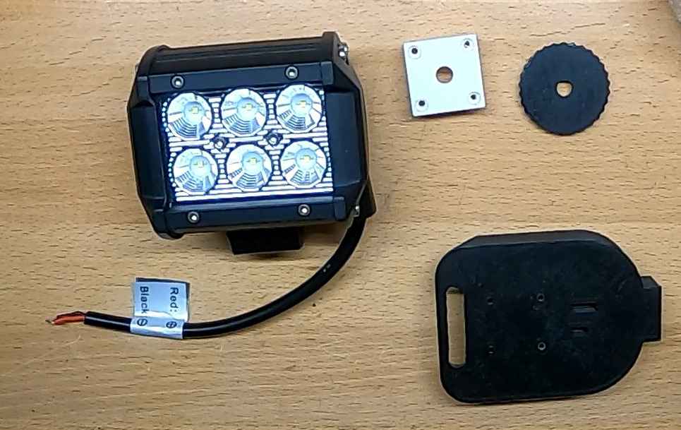 【準備】マキタバッテリー１８Vを使った自作LED投光器