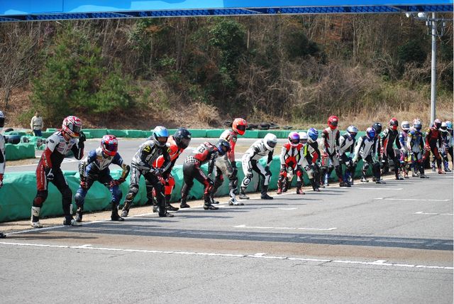 ミニバイクが走行できるコース、ミニバイクレースが開催されるサーキット
